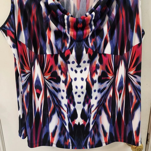 Calvin Klein Printed Cowl Sleeveless Blouse in Size 1X - Picture 5 of 9